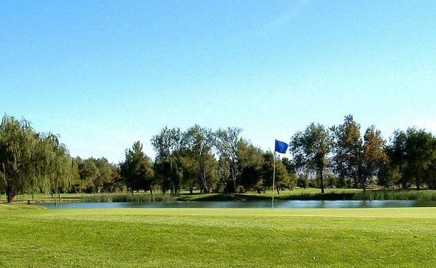 Antelope valley country club